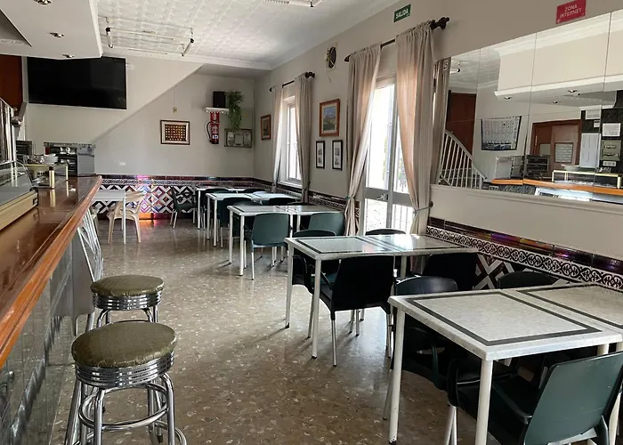 El Faisan C&R Hotel